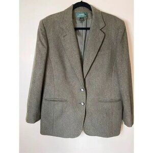 Equestrian blazer with all buttons intact. The buttons are truly incredible. Lam